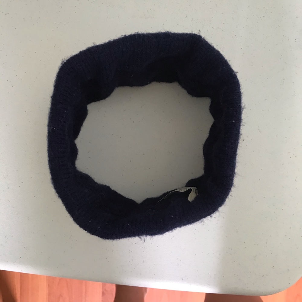 Headband - Picture 3 of 3
